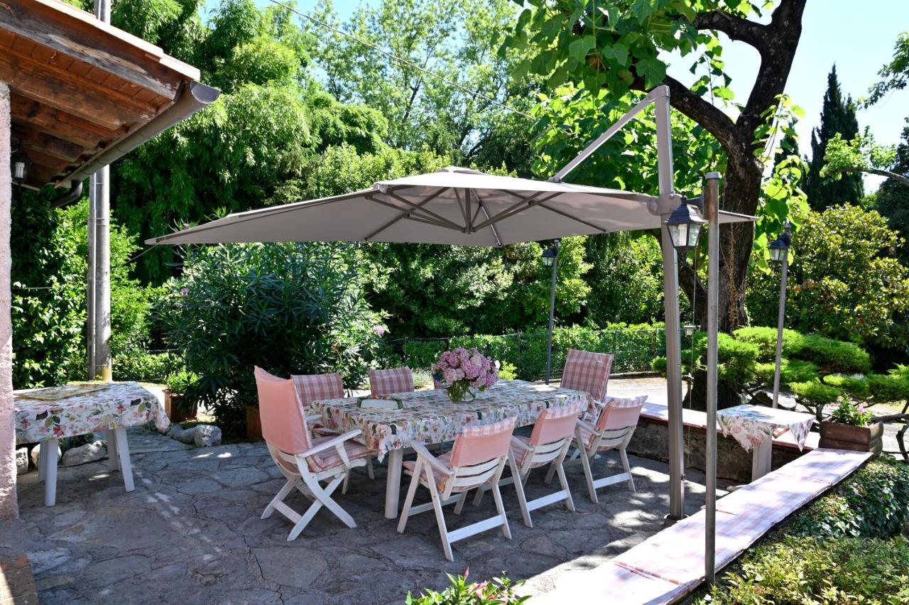 B&B Four Winds Фоллина Экстерьер фото